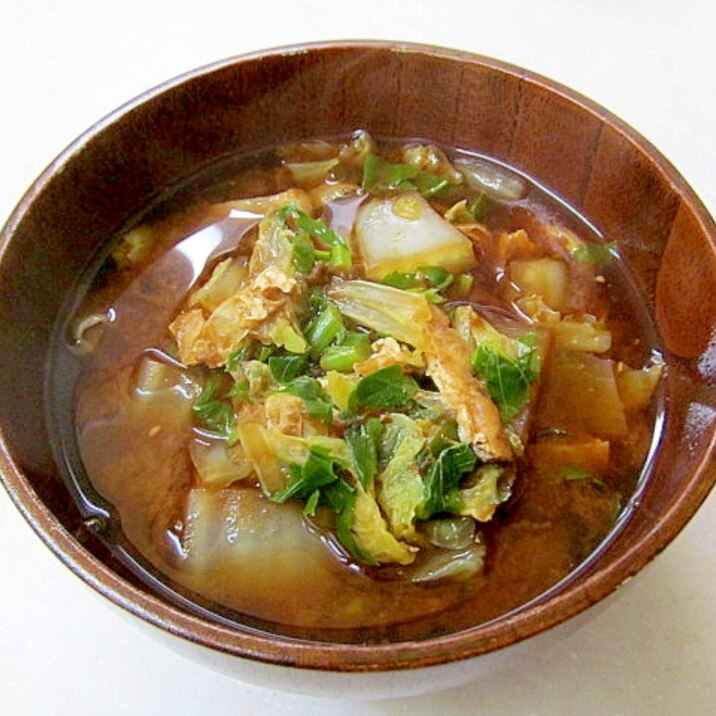 八丁味噌で 白菜の味噌汁 レシピ 作り方 By ぶるぶるらぶ 楽天レシピ